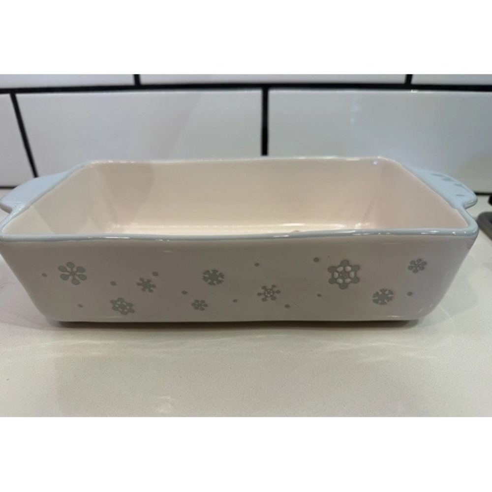 FROSTY THE SNOWMAN Rae Dunn Baking Dish Load Pan SNOW MUCH FUN NEW Blue White - Picture 2 of 3